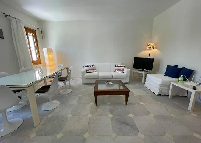 Дом отдыха Apanemi Beachhouse *