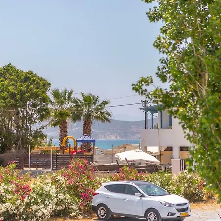 Holiday home Apanemi Beachhouse *