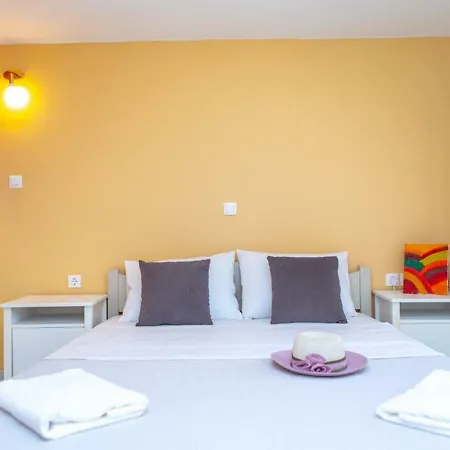 Apanemi Beachhouse